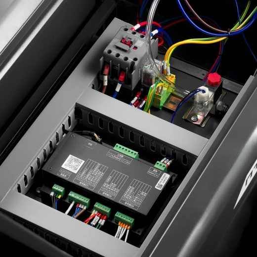 Аппарат лазерной сварки ПТК RILON LASER 2000 W L04